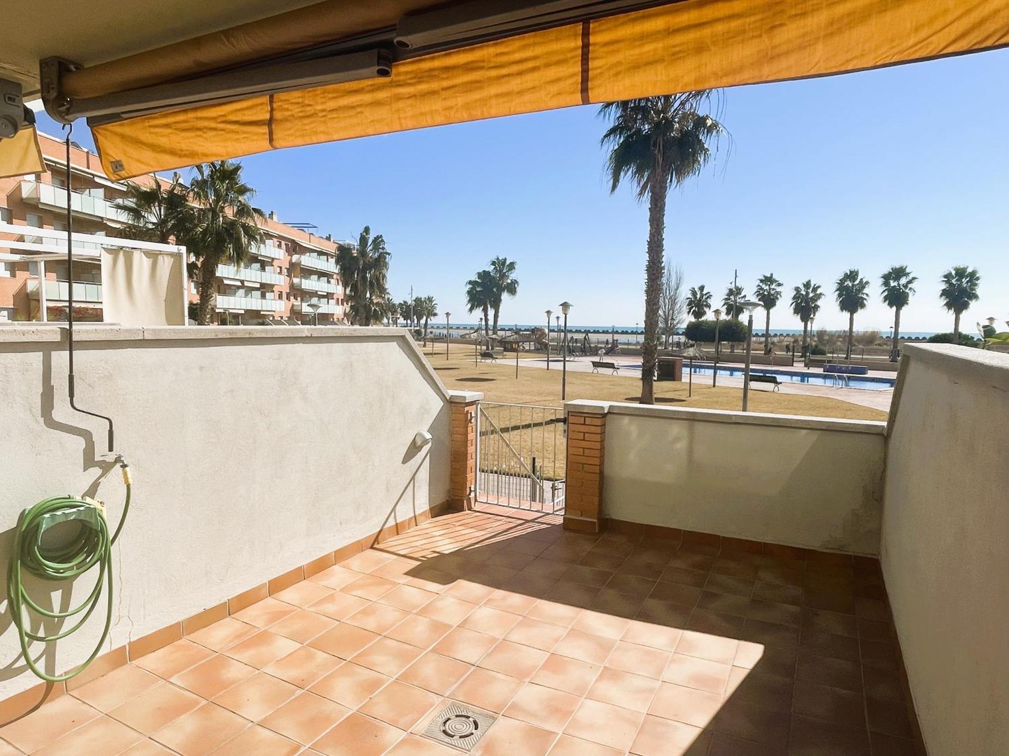 Onze - Primera Linea De Mar Con Piscina Apartment